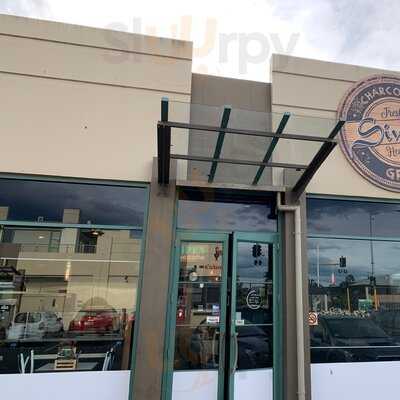 Simo's Charcoal & Grill