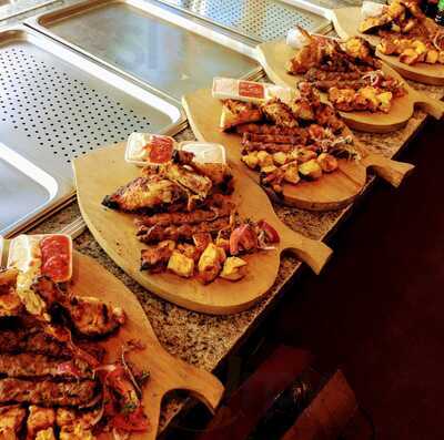 Simo's Charcoal & Grill