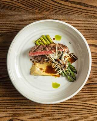 Trocadero Restaurant & Bar