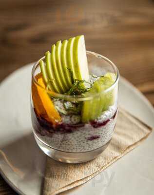 Trocadero Restaurant & Bar