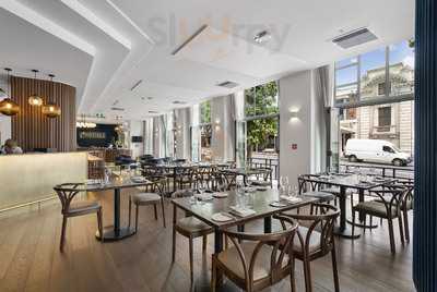 Trocadero Restaurant & Bar