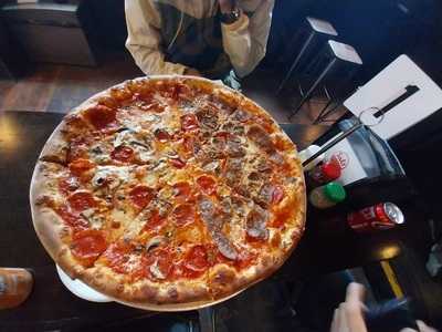 Sal's Authentic New York Pizza - Dunedin