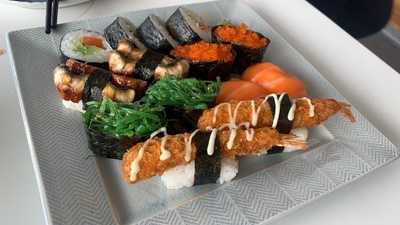 Bruce Lee Sushi & Roll