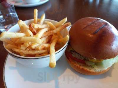 The Living Room - Park Hyatt Auckland