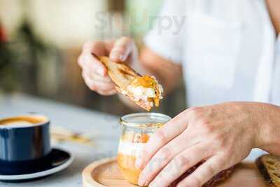 Lieutenant Coffee Bar & Eatery