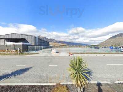 The Crown Pub And Beer Garden