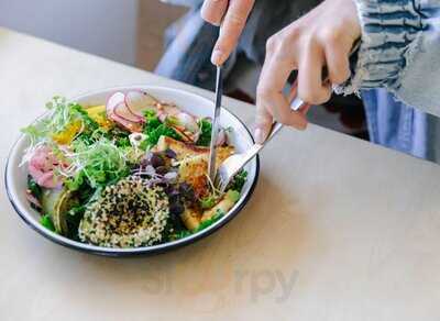 Scroggin Coffee + Eatery