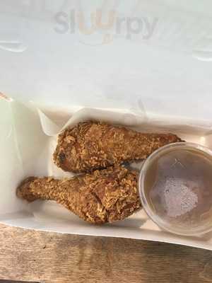 Chuck 'n' Chicken