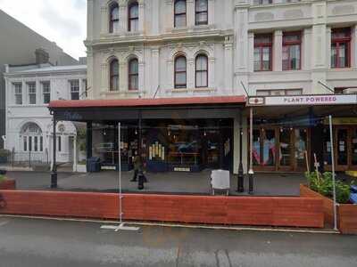 Photo 3