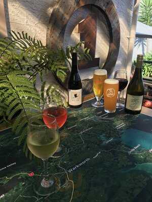 The Tahi Bar + Kitchen