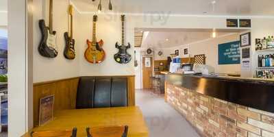 The Tahi Bar + Kitchen