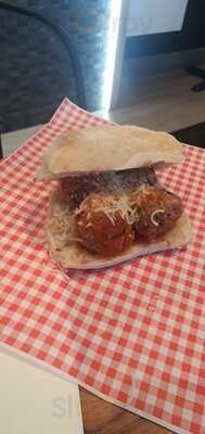 Tre Fratelli Fried Pizza