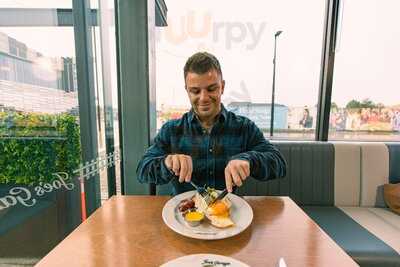 Joe's Garage Cambridge