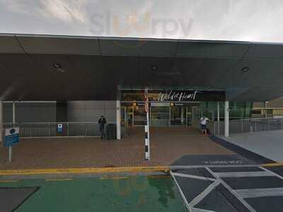 Peloton Bar & Eatery