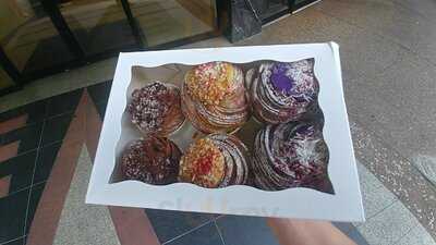 Luna Cafe And Eatery