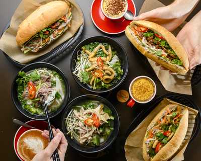 Luna Cafe And Eatery