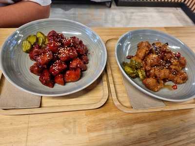 Nom Nom Sushi & K - Chicken