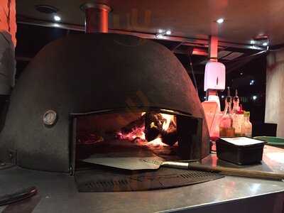 Francesca's Mobile Pizza