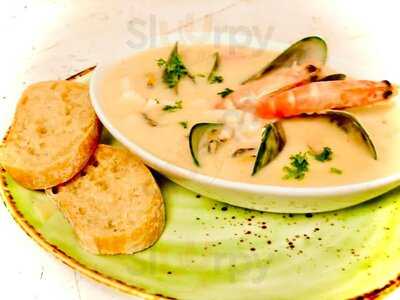 Greenland's Cafe Bar And Restaurant