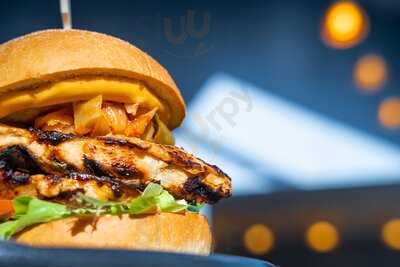 Propeller Restaurant & Bar