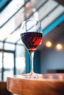 Propeller Restaurant & Bar