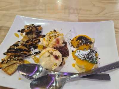 White Tiger Restaurant & Bar