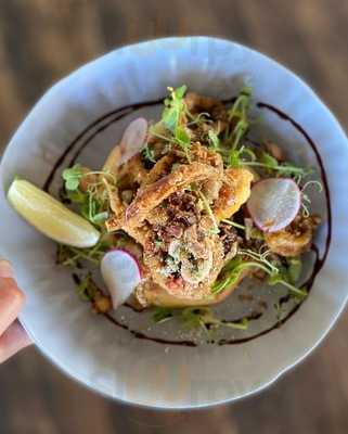 Two Good Guys Eatery