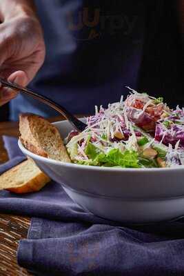 25 Degrees Burger Bar