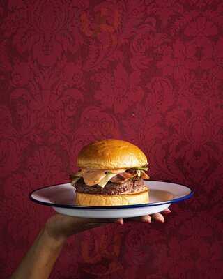 25 Degrees Burger Bar