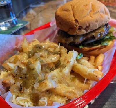 Eddyline Brewery: Taproom & Taqueria