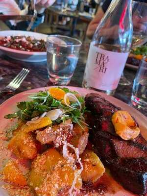 Semola Restaurant An Whisky Bar