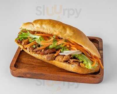 Rollicious Vietnamese