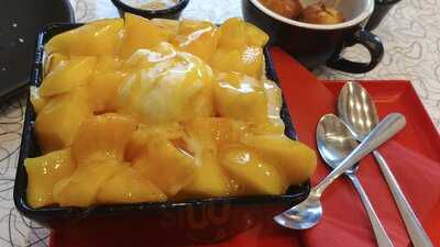 Perky's Coffee & Desserts Diner