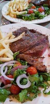 El Chuzo Grill House