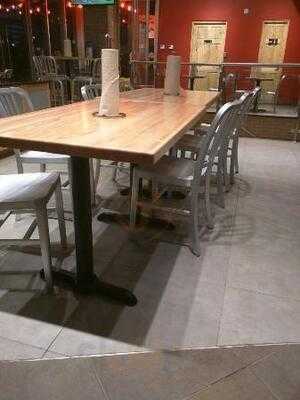 Fuddruckers Panama Streetmall