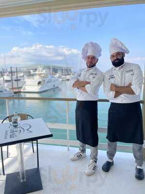 La Fishería Seafood Causeway