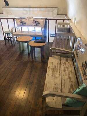 La Petite Française