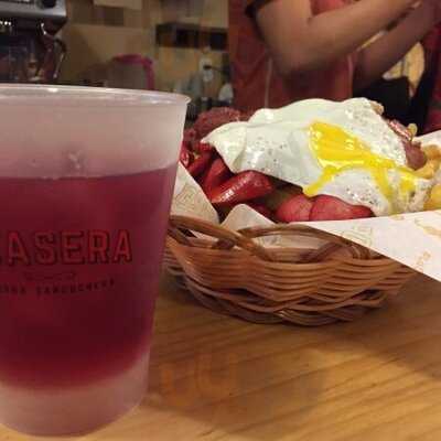 La Casera Sanguchería