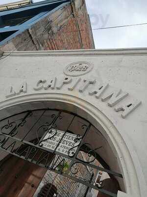 La Capitana