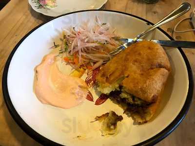 Isolina Taberna Peruana