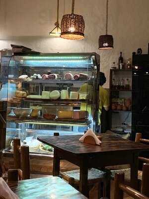 La Cantina Vino Italiano