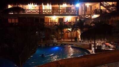 Hotel Restaurant Las Palmeras De Punta Sal