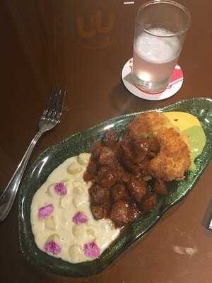 21.02 Resto & Lounge By Dazzler Lima