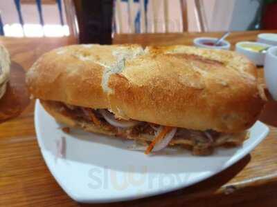 Chola Soy - Sanguchería Peruana