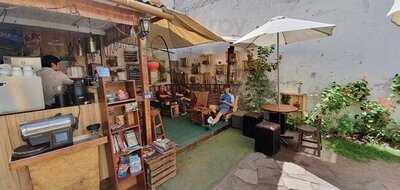 Mi Kcao Chocolates Y Café