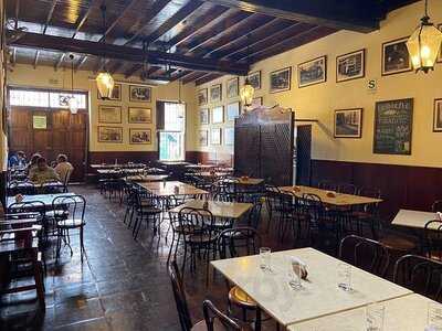 Antigua Taberna Queirolo