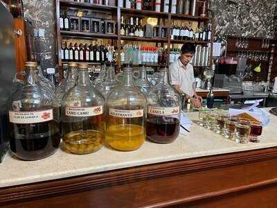 Antigua Taberna Queirolo