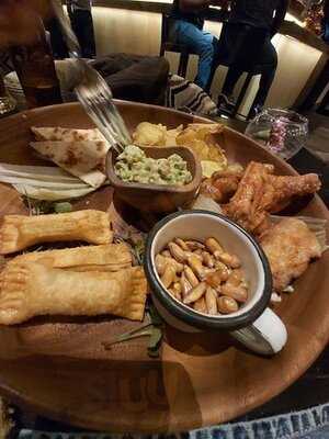 Qespi Restaurant & Bar