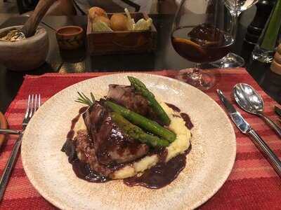 Qespi Restaurant & Bar