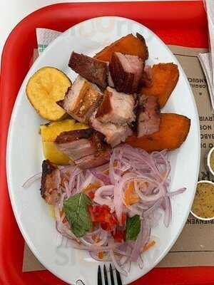 La Lucha Sangucheria Criolla